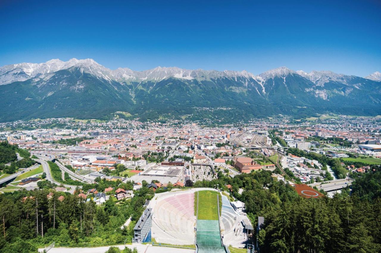 Big Place In City Center With Parking Innsbruck Eksteriør bilde